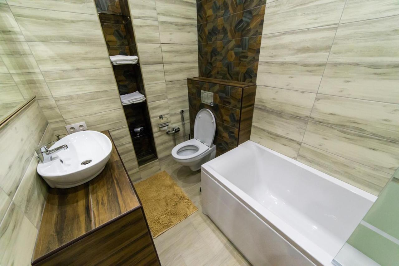 Premium Apartments Klimt On Picasso Boulevard Minsk Esterno foto